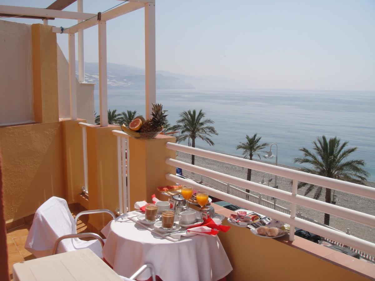 Hostal Costa Sol 카스텔 데 페로 외부 사진